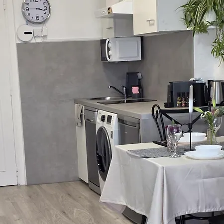 Апартаменты Luxe Apartements Azur